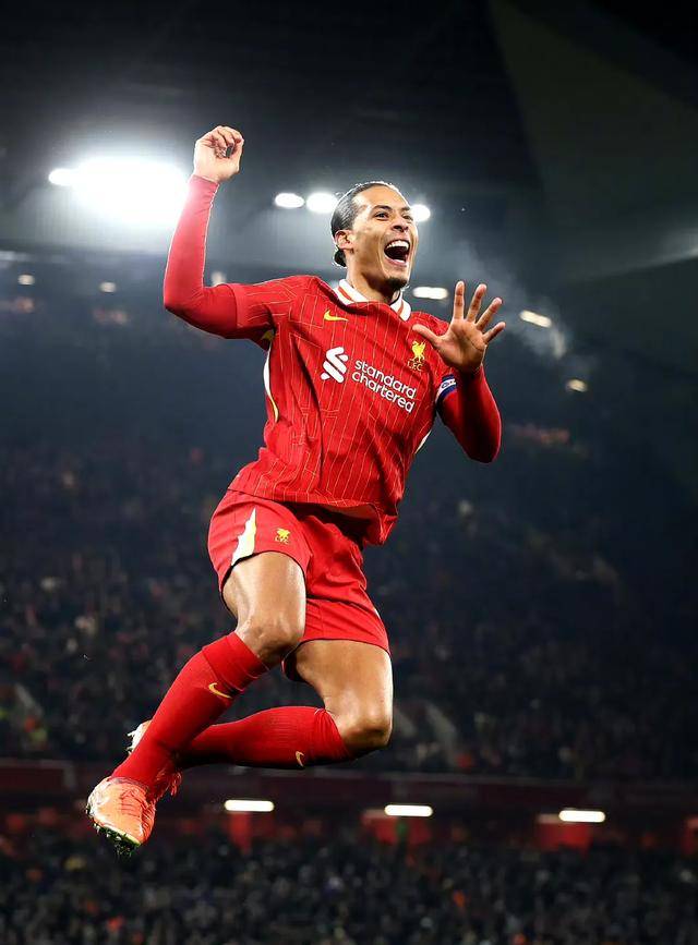 JackeyLove连续七场比赛得分超过比赛局势复杂，切尔西不断突破！